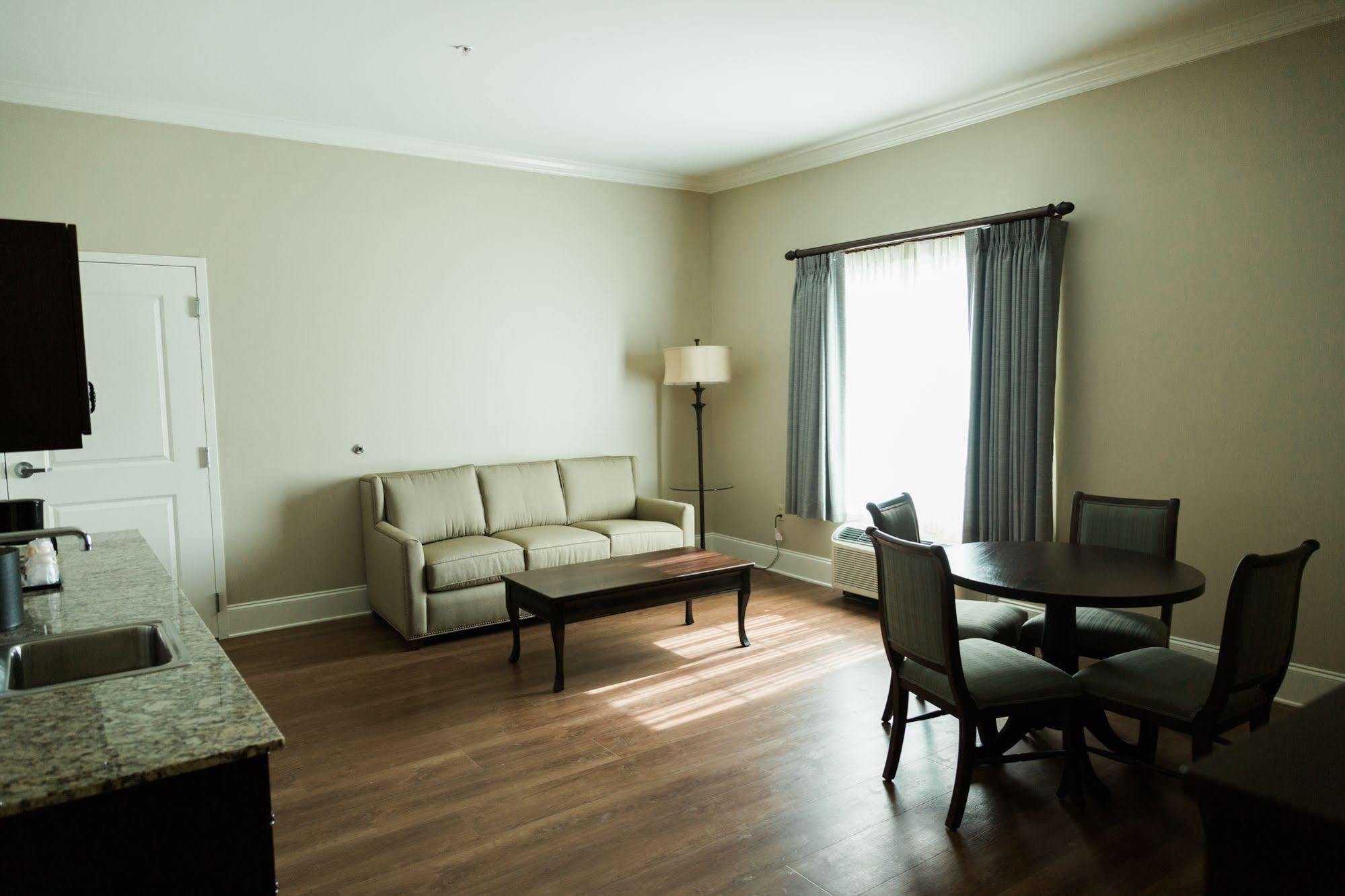 Chateau Saint Denis Hotel, A Trademark Collection By Wyndham Natchitoches Exterior photo